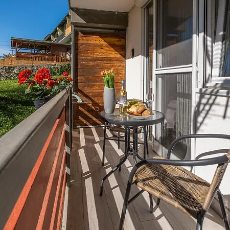 Siraly Apartman Apartment Balatonfured