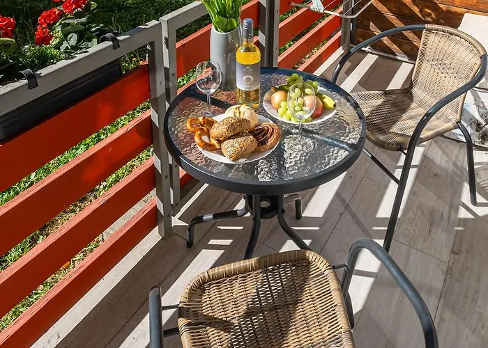 Apartament Siraly *